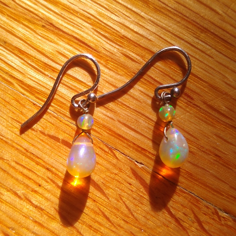 Gorgeous fire opal teardrop earrings - Picture 7 of 8